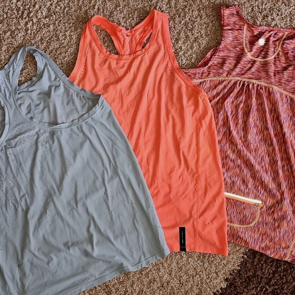 Athleta Tank Top Bundle LOT Size Medium And Large